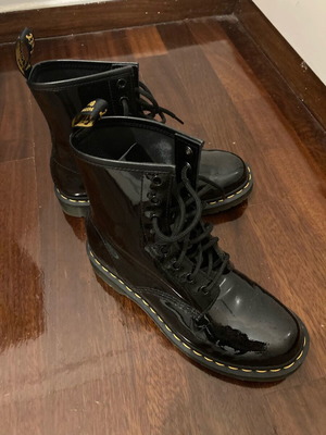 Dr Martens μποτάκια 1460W μαύρα σαν καινούργια no 39 αδιάβροχα