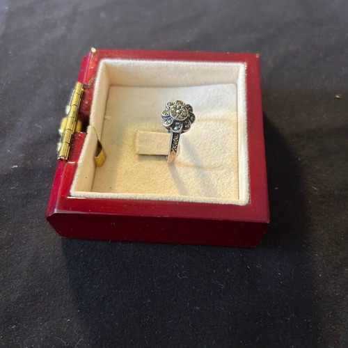 Silver 925 ring like new