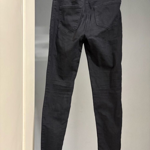 Black skinny jeans used, size S