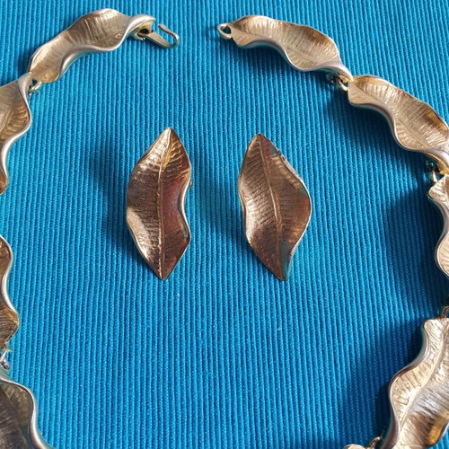 Vintage 80s set necklace and clip earrings Maxine Denker like new, gold tone