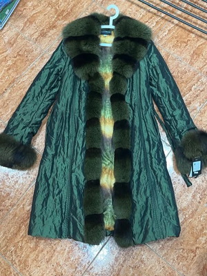 Fur coat with separate inner lining, size 6XL