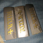Razzle cigarette papers