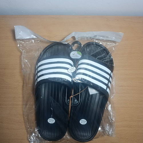 Ocean Addicts slides sandals black with white stripes