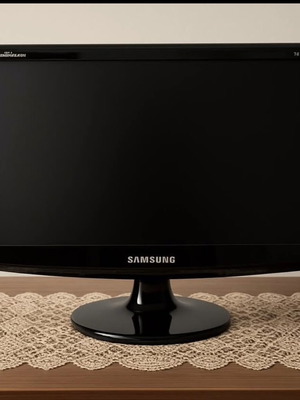 Samsung SyncMaster HDTV monitor, 22 inch, HDMI VGA