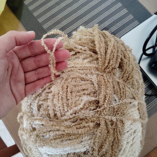 Large knitting yarn ball like new, beige and ecru shades
