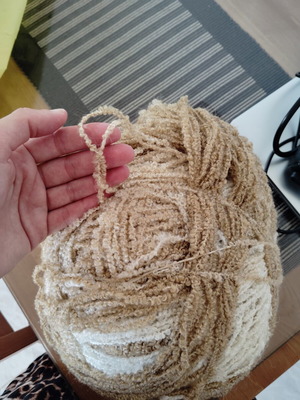 Large knitting yarn ball like new, beige and ecru shades
