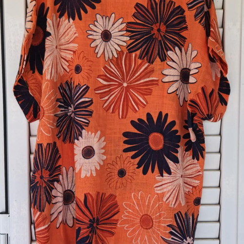 Floral Cotton T-shirt L-XL like new, orange