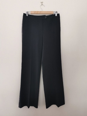 High-waisted pants new with silver stripes