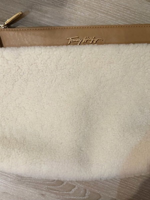 Tommy Hilfiger clutch bag hand new, leather and shearling beige