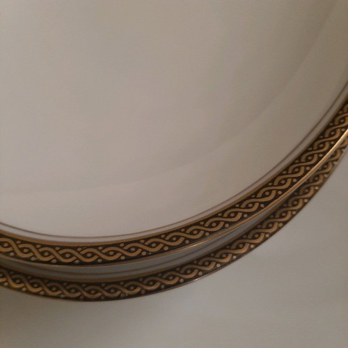 Bavarian Porcelain Dinnerware Set 69 pcs like new