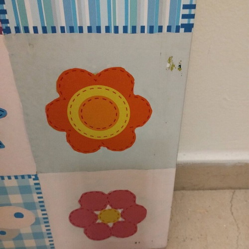 Kids wall art used, flowers and butterflies, 40x40 cm