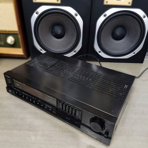 Technics SA-160 Stereo Amplifier 2x40W RMS used with phono input