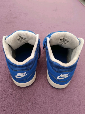 Nike спортни обувки употребявани, сини, номер 39