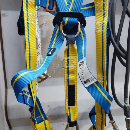 Safety Harness IRUDEK Light Plus 2 like new with fall arrest and NFC