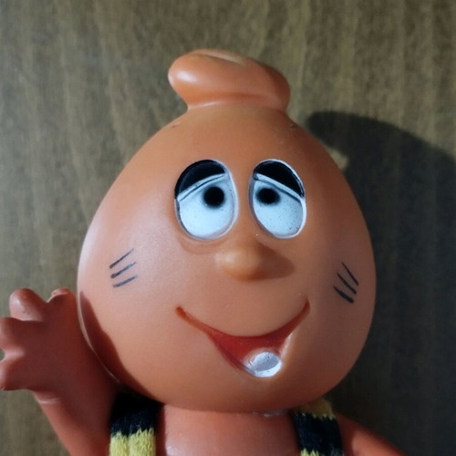 Willie (Maya the Bee) figure used, vintage 80s collectible