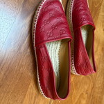 Gucci espadrilles size 40 like new, red slippers