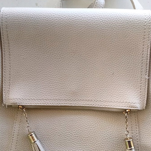 Women's backpack in beige/cream color like new