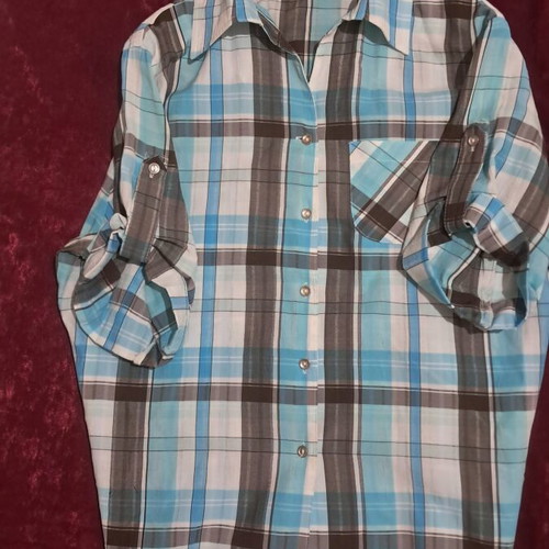 Women's summer shirt medium, like new, white and blue
