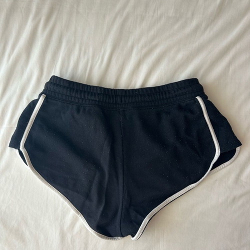 H&M shorts used, size XS, black and white