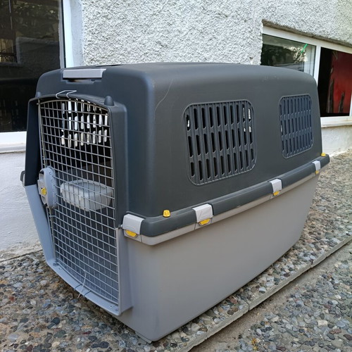 Trixie Gulliver 7 Dog Carrier like new, IATA approved