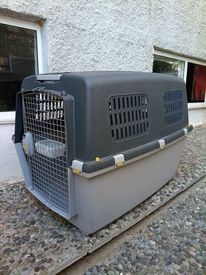 Trixie Gulliver 7 Dog Carrier like new, IATA approved