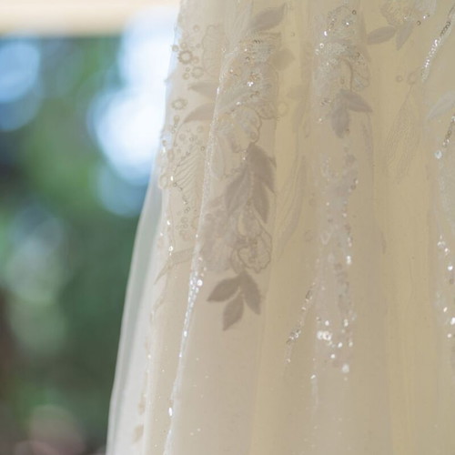 Wedding dress strapless A-line medium size like new, white