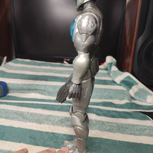 Max Steel action figure in good condition