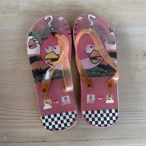 Angry Birds flip flops size 32 refurbished, red