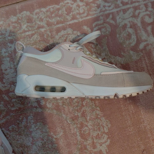 Nike Air Max women's athletic shoes used, pink shades