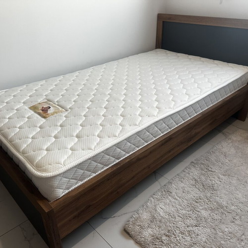 Single Bed 105×210 Like New