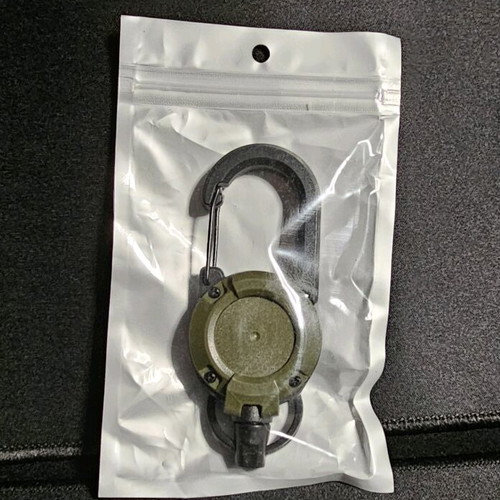 Keychain with retractable wire new, khaki color