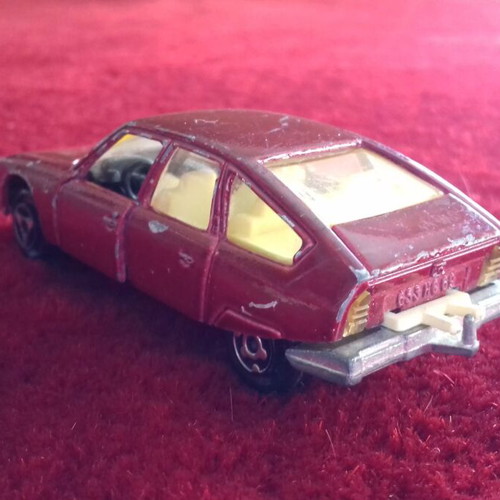 Majorette Citroen CX 1983 used, red burgundy