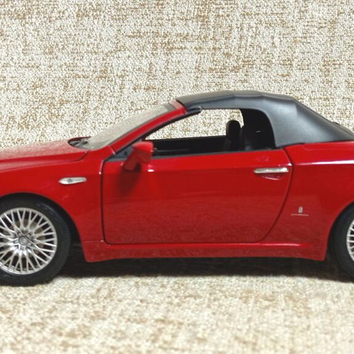 Alfa Romeo Spider NOREV 1/18 model car like new without box