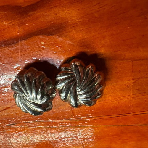 Earrings with clips like new