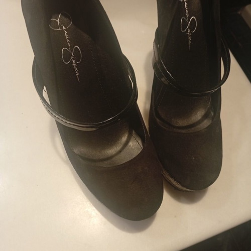 Jessica Simpson black pumps size 40 like new