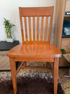 Mexil chairs set of 2 like new, iron and wood