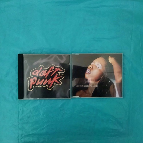 Blue Pearl Naked in the Rain '98 and Daft Punk Homework CD like new, electronic