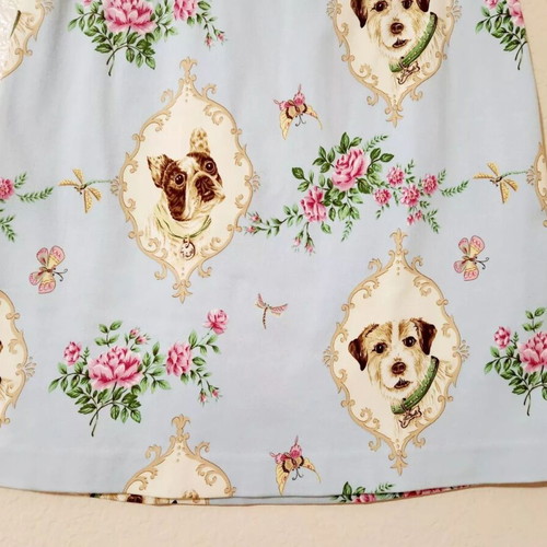 Yuka Resort skirt like new with dog pattern, beige and blue