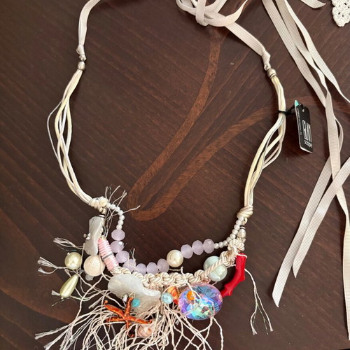 White necklace