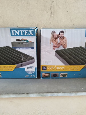 Φουσκωτά στρώματα Intex, σετ 2