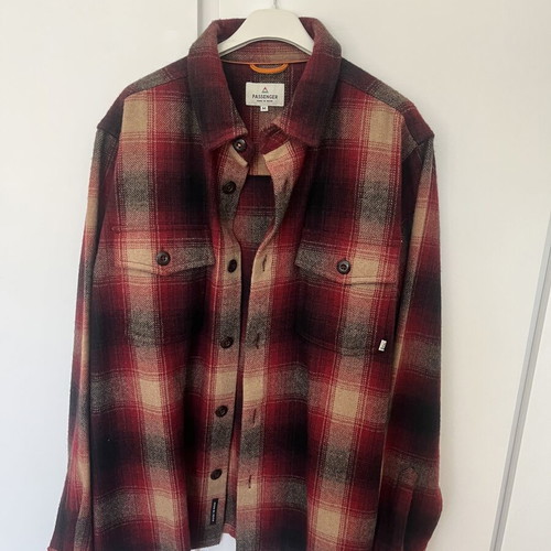 Passenger men's shirt Medium wool new