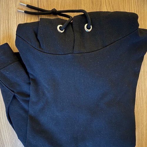 Black hoodie sweatshirt Large like new