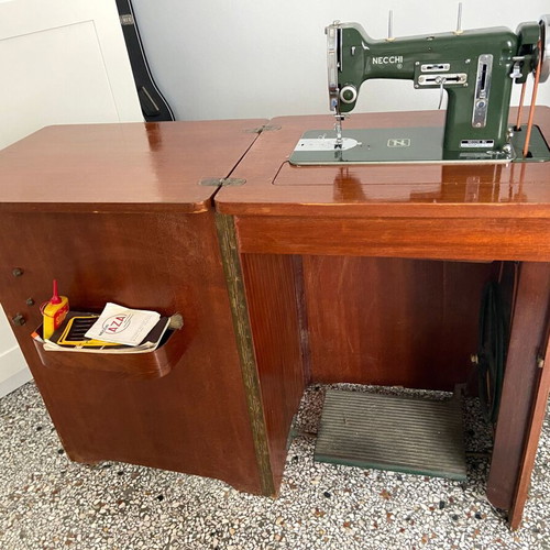 Necchi BU Serie Nova sewing machine used with wooden cabinet