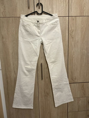 Benetton white flared jeans like new, size 42