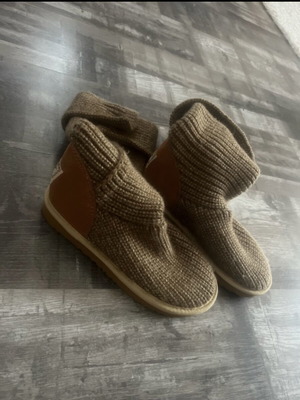 Ugg boots authentic new beige brown size 36