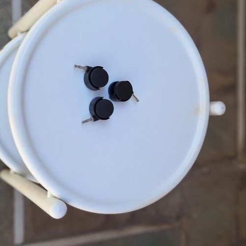White two-tier table with wheels used