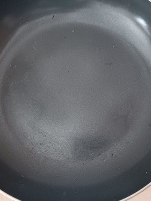 VICKO frying pan used