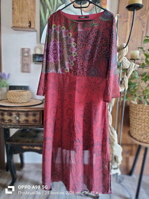 Desigual dress like new, colorful, three-quarter bell sleeve, elastic hem