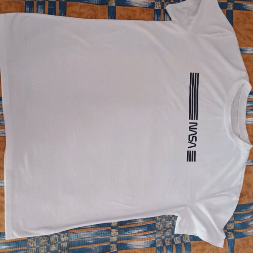 White T-shirt with NASA print like new, size XL