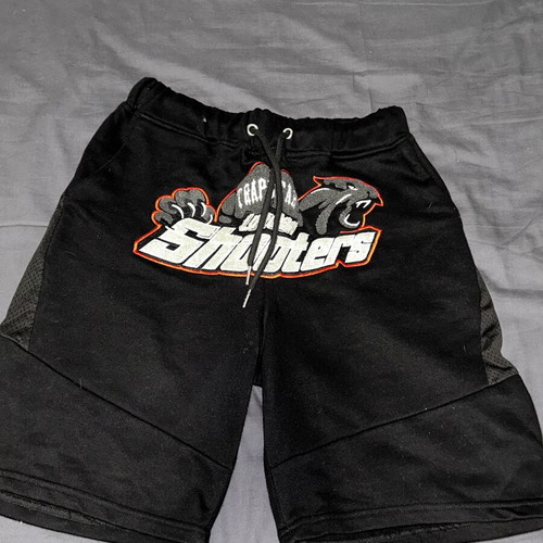 Trapstar men's black bermuda shorts size S like new
